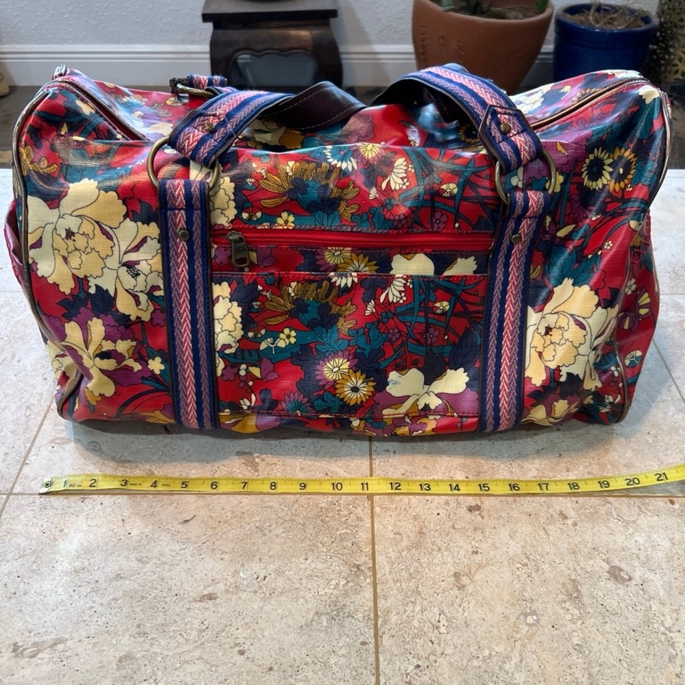 Sakroots duffle traveler tote bag
